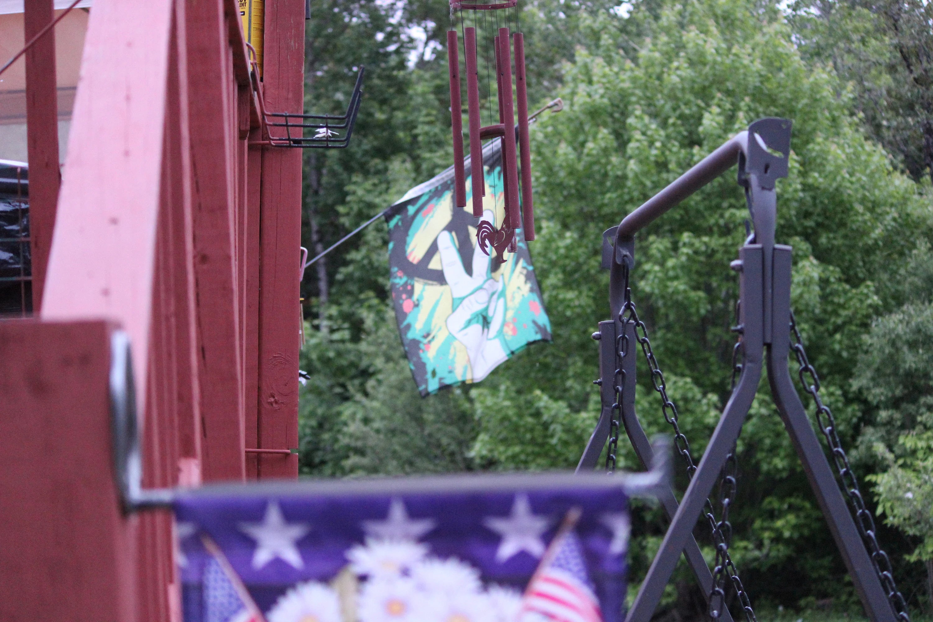 Mini Flag Holder w/ Horseshoe Base, House Flagpole, Deck Flag Hanger, Garden Flag Holder, Summer Garden Flag - Buy 4 Get One Free!