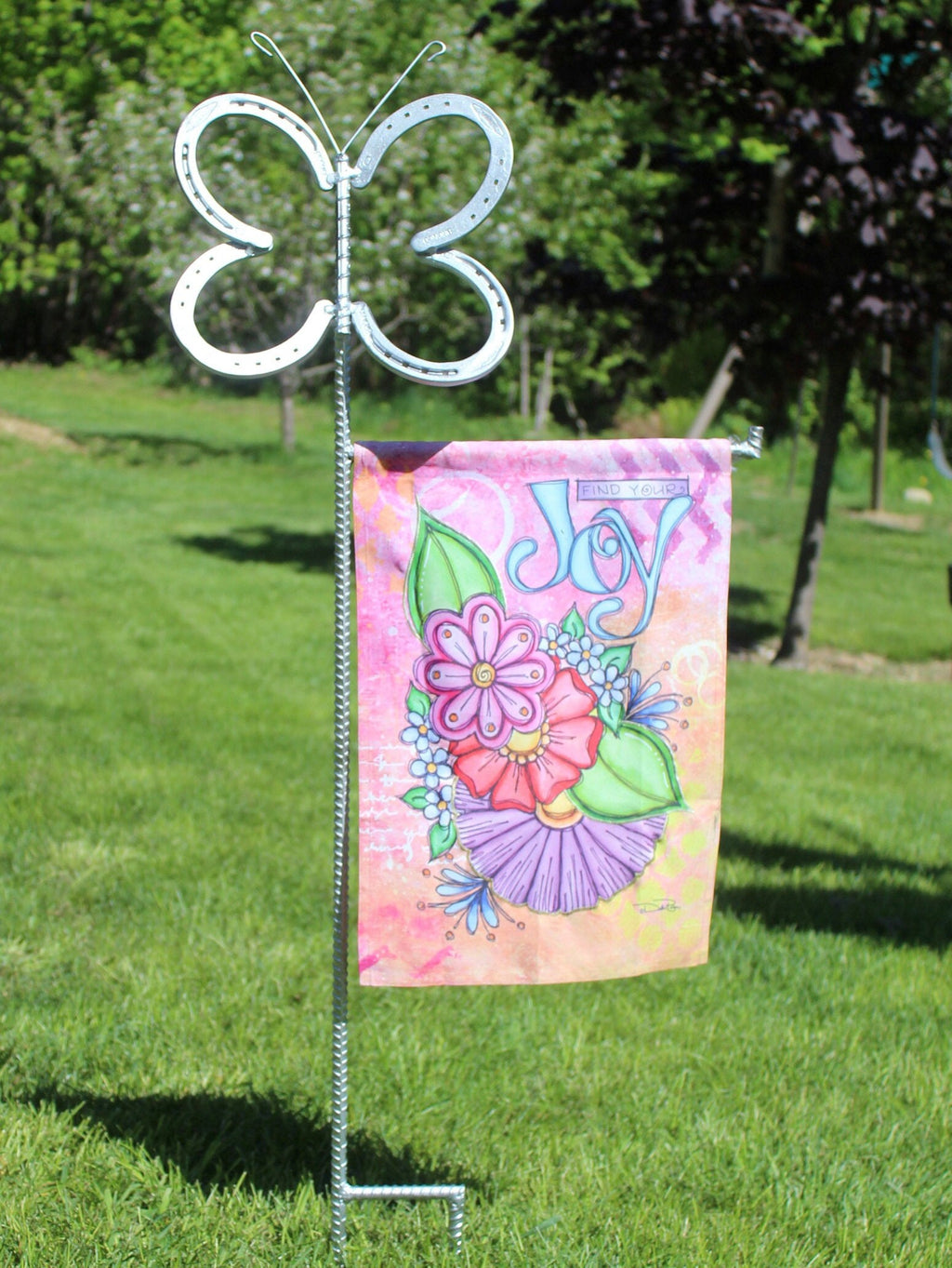 Beauti-fly Flag holder, Butterfly Flower Garden Flag Post, Butterfly Yard Décor, Garden Flag Stand, Yard Flag Art, Summer Garden Flag