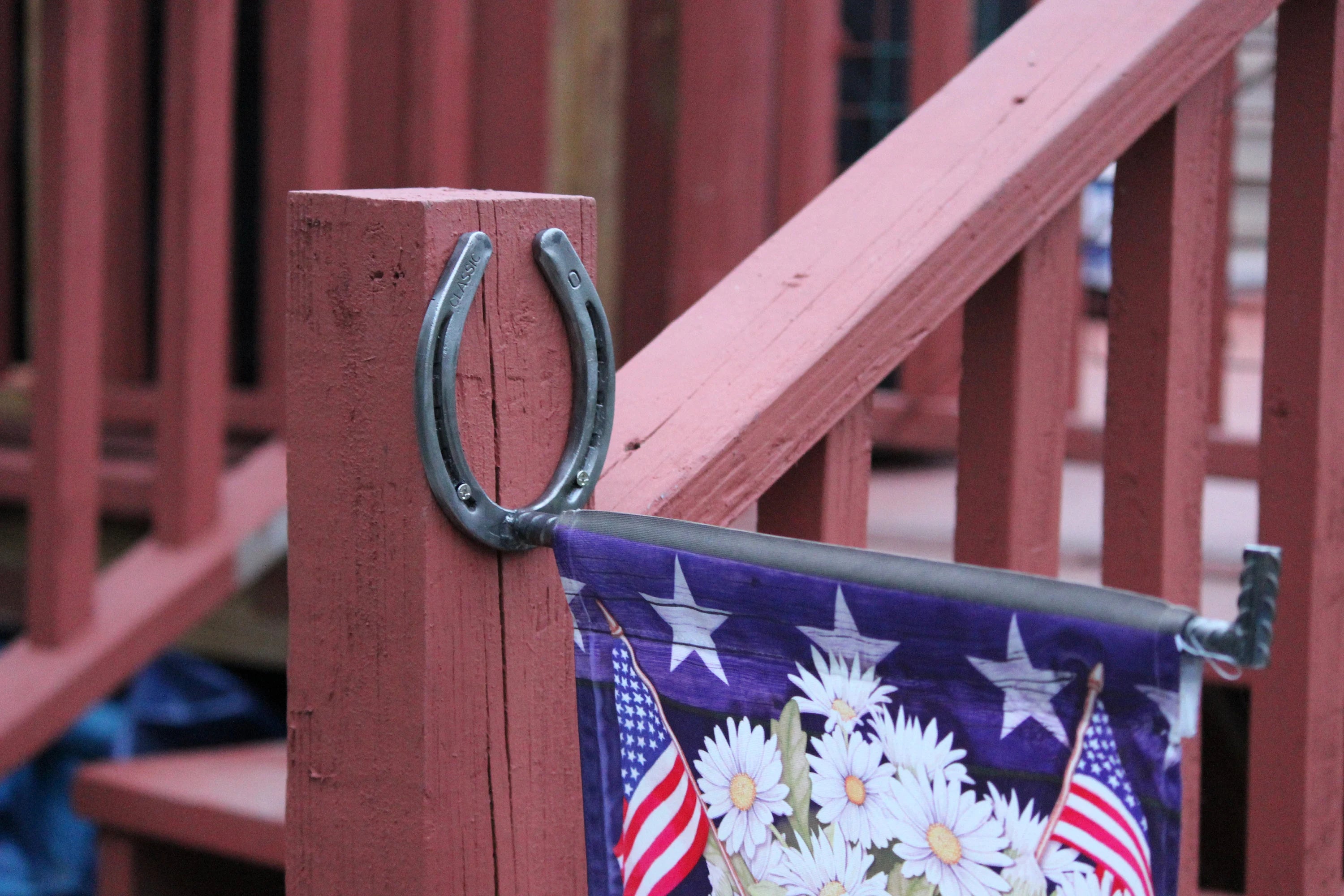 Mini Flag Holder w/ Horseshoe Base, House Flagpole, Deck Flag Hanger, Garden Flag Holder, Summer Garden Flag - Buy 4 Get One Free!
