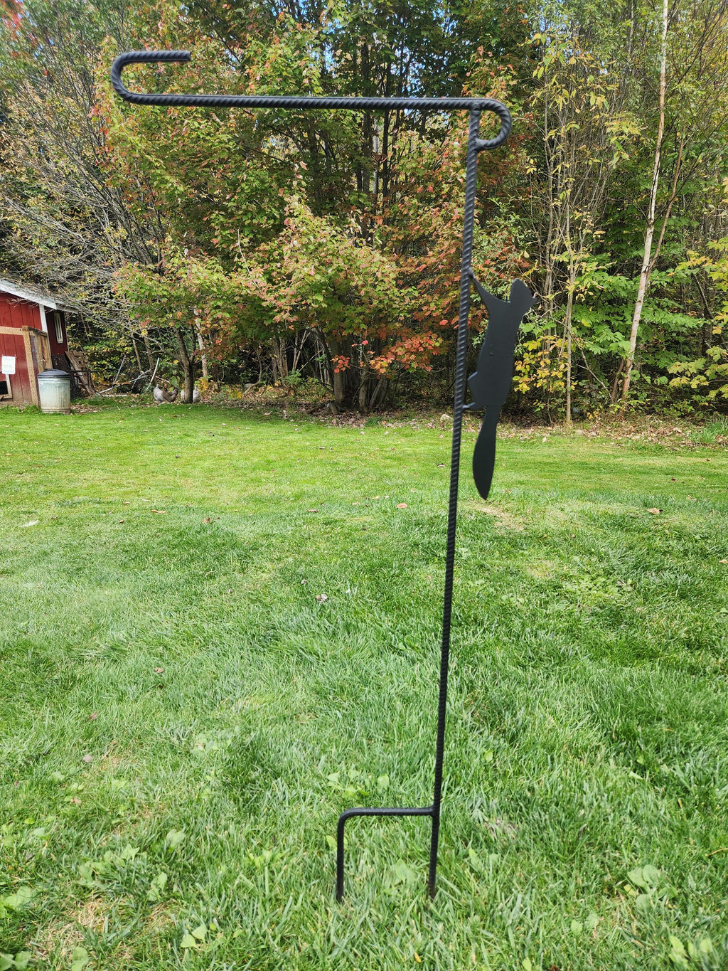 Squirrel Flag Holder, Garden Flag Holder, Garden Flag Stand, Camp Site Marker, Yard Flag Stand, Yard Art, Sign Holder, Squirrel Décor