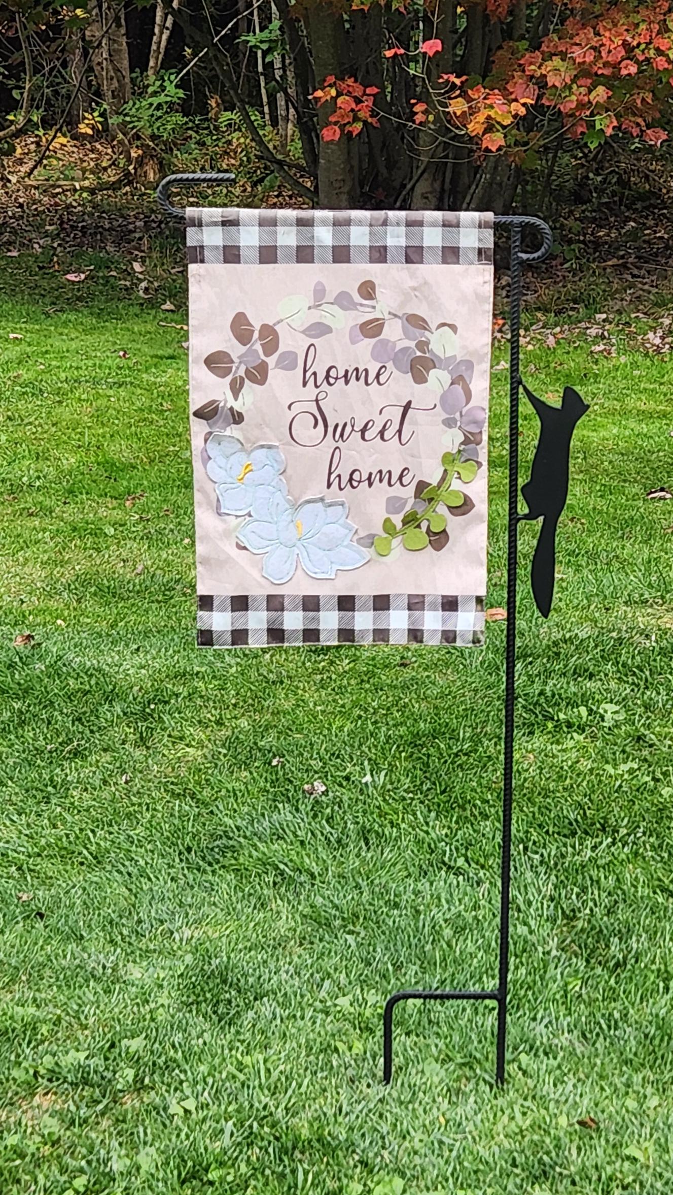 Squirrel Flag Holder, Garden Flag Holder, Garden Flag Stand, Camp Site Marker, Yard Flag Stand, Yard Art, Sign Holder, Squirrel Décor