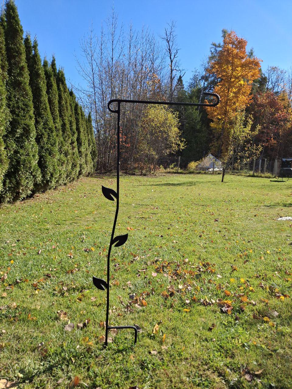 Ivy Garden Flag Holder, Garden Flag Stand, Camp Site Marker, Grave Site Memorial, Yard Flag Stand, Summer Garden Flag, Sign Holder